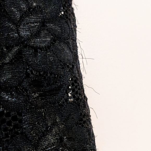 Black Lace Mini Skirt - Picture 4 of 5